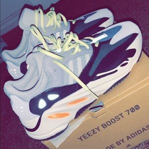 Yeezy 700 Wave Runner